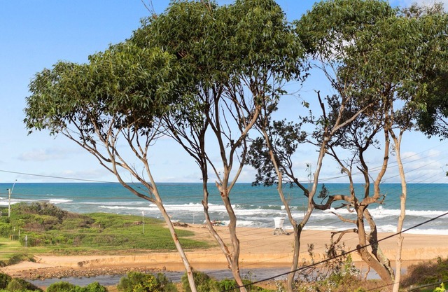 Blissful Beachside Stay /Stanwell Park
