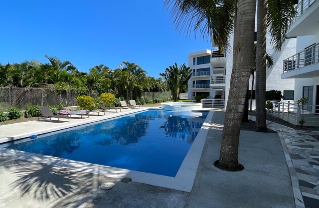 Blue apt H1 for up to 5 guests, 2 queen bedroom POOL