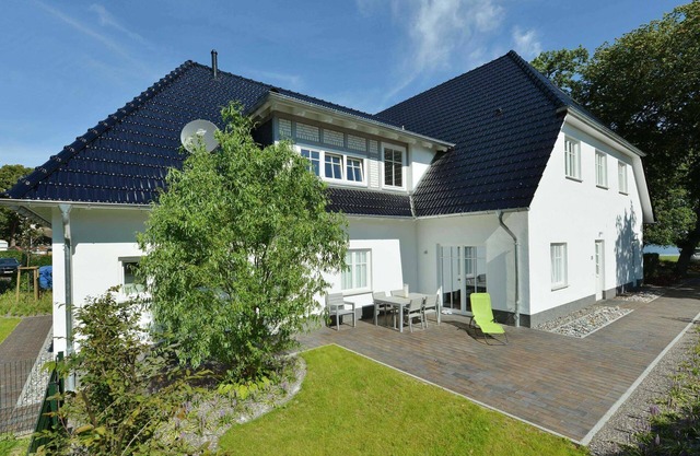 Blue Haus App. 8 - Blue House
