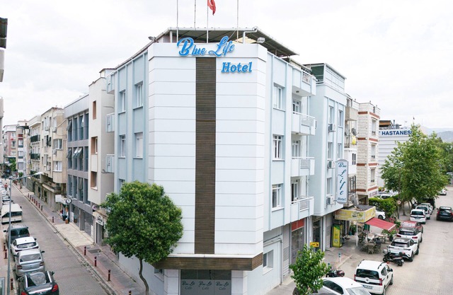 Blue Life Hotel