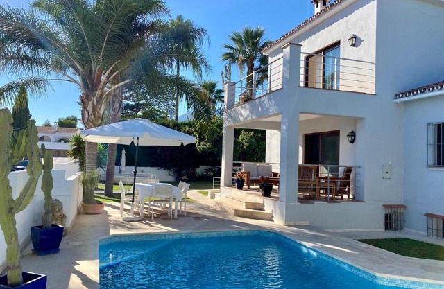 Blue Moon Marbella
