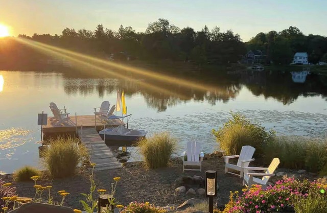 BLUE OAR LAKEHOUSE-Chautauqua-Lilydale-Luxury on the Lake