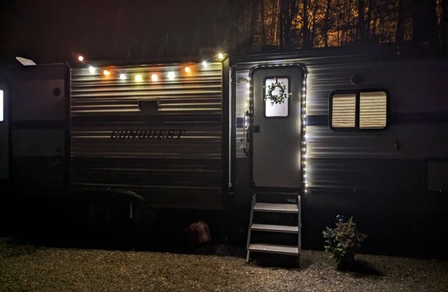 Blue Ridge Mountain Cozy Camper