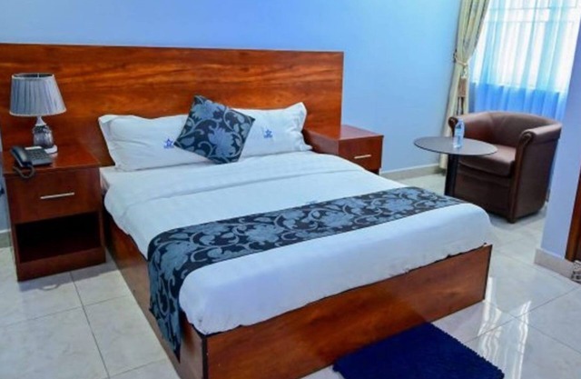 Blue Star Express Hotel