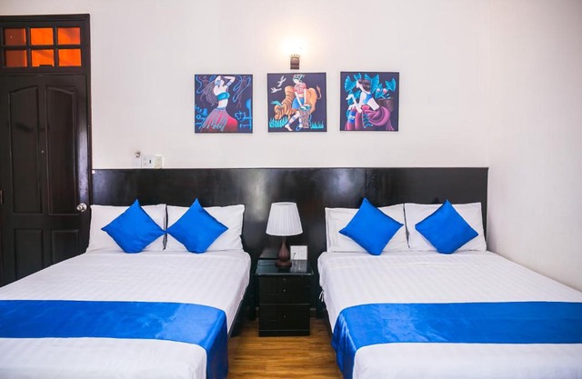 Blue Star Hotel
