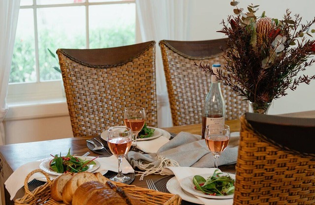 Bluebush Estate - The Cottage