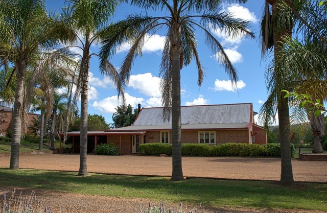 Bluebush Estate - The Lodge