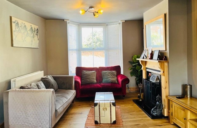 Bodhi Tree Cottage - Grove Road Cottages