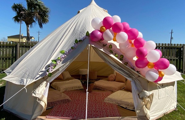 Bolivar Glamping Yurt