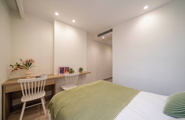 Book and Bed-QuYang Road