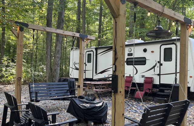 Book your Fall Getaway soon! Our Season ends November 22! We offer Breakfast !