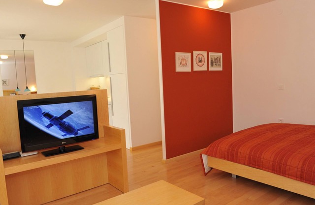 Bor Tour As/Bright APP in quiet area - free garage and WiFi