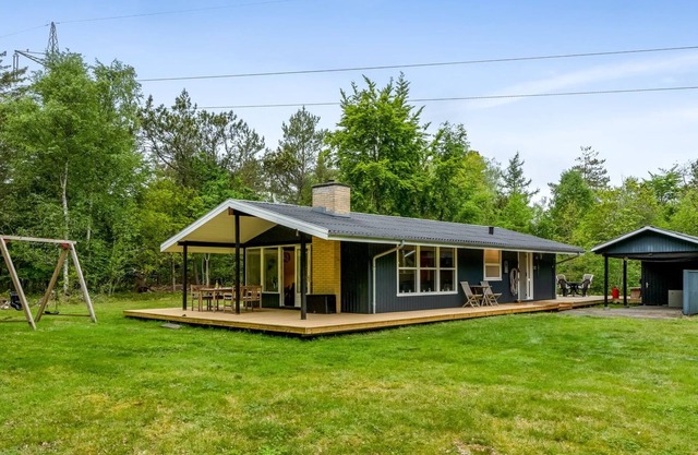 "Borka" - 1.2km from the sea by Interhome