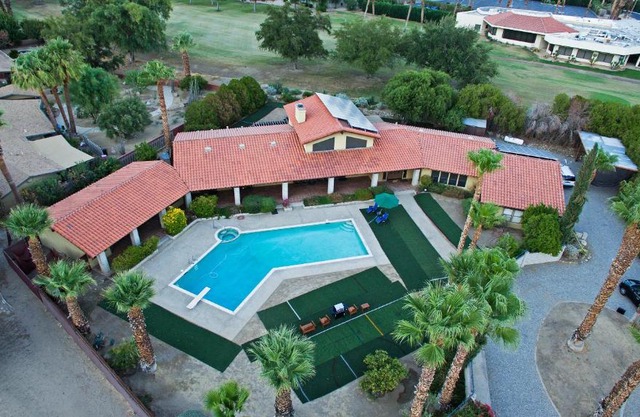 Borrego Springs Golfers Paradise with Private Pool!