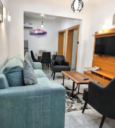 Bott Apartment