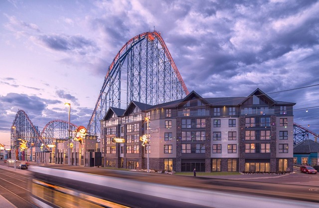 Boulevard Hotel
