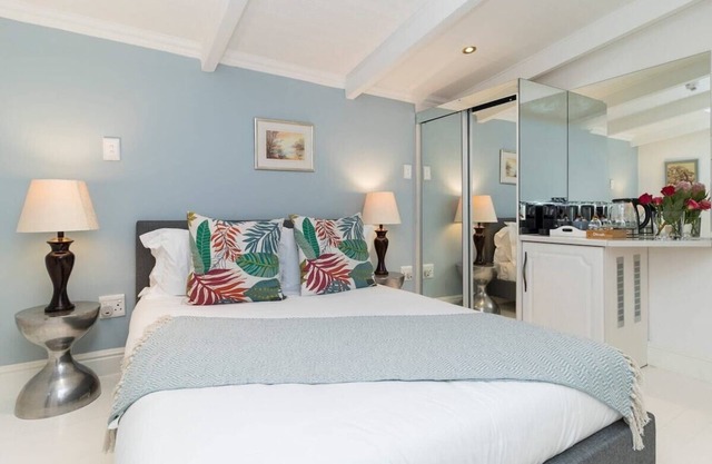 Boutique Hotel Attic Retreat in Coastal Navy Town