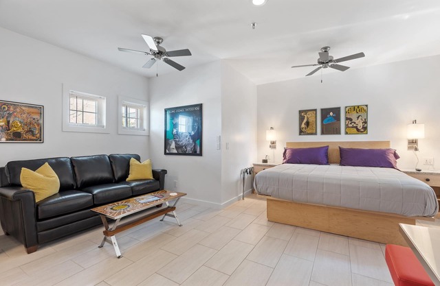 Boutique Hotel Folly Room 5: King Deluxe Studio - cozy porch views of the Folly River ADA