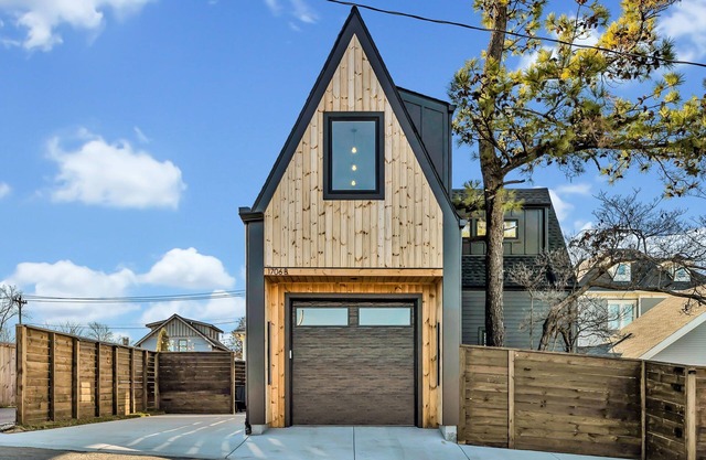 Boutique Scandinavian 2Bdrm Guesthouse in East Nashville! - The Koselig Korner