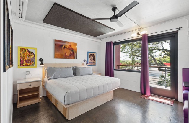 Boutique Vera Hotel Room 302: King Room in the Heart of Folly Beach