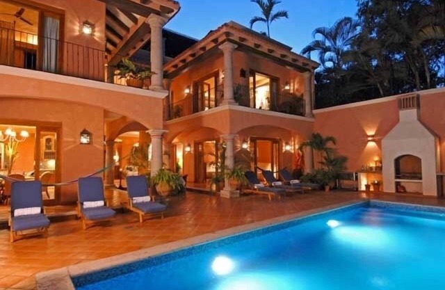 Boutique Villa Steps to Beach!-$99/Room Per Nt Special Incl Staff, Last Minute