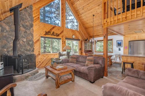Boxer Cabin