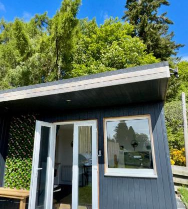 Brae Cabin