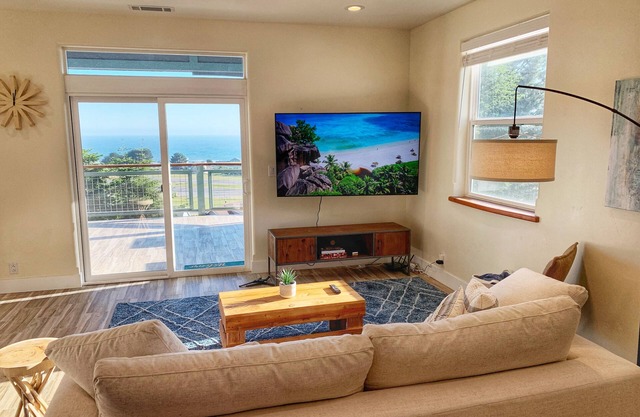 ★ Brand New Beautiful Ocean View Home ★