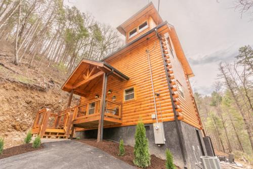 Brand New Cabin in the Smokies