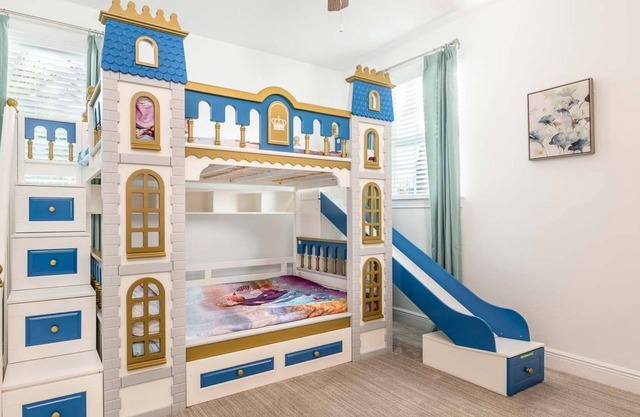 BRAND NEW MAY 2022/Themed Rooms/Pool&Spa/Free transport to Disney/Wife/Theatre