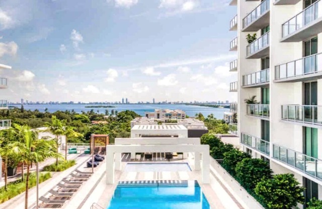 BRAND NEW TOP FLOOR IN THE HEART OF MIAMI