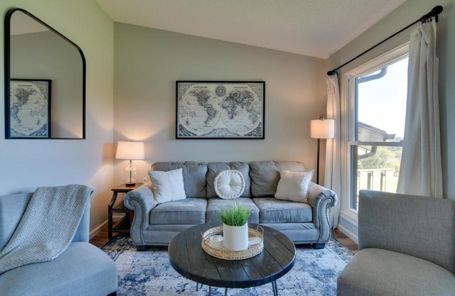 Branson Pointe Royale Resort Condo with Amenities!