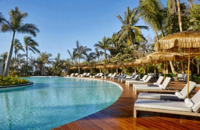Breathtaking Mexican Suite w/Private Pool, Jungle Views, Beaches and Golf Course