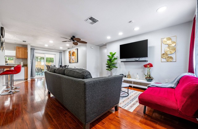 Breeze of the Lakes retreat