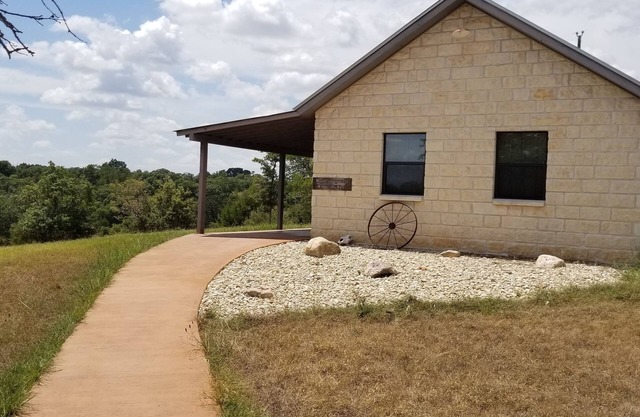 Breezy Hills Cottages