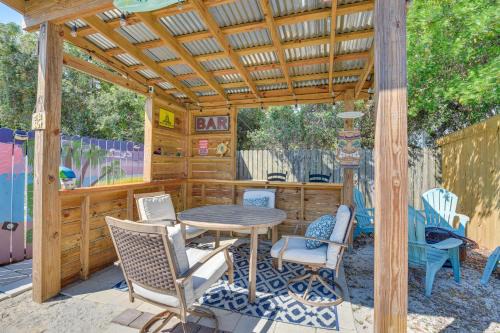 Breezy PCB Vacation Rental with Lanai, Walk to Ocean