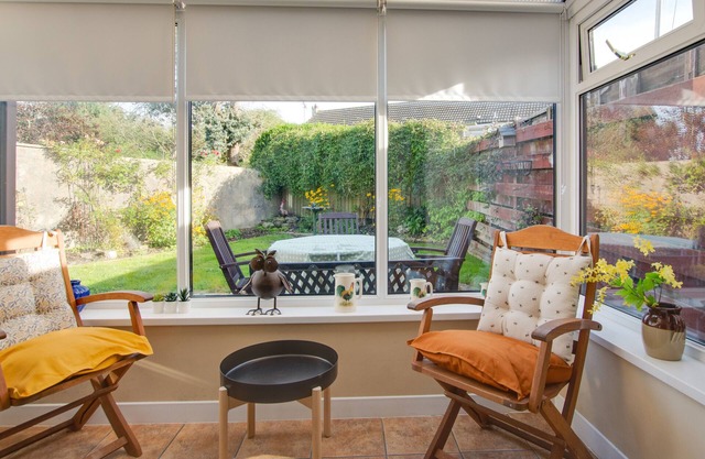 Brevyn - Two Bedroom House, Sleeps 4