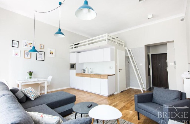 Bridge Apartments