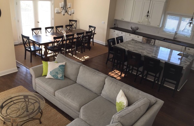 Bright, clean, beautiful home, Mantoloking, NJ, just steps to beach