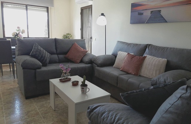 Bright spacious apartment near the beach with garage