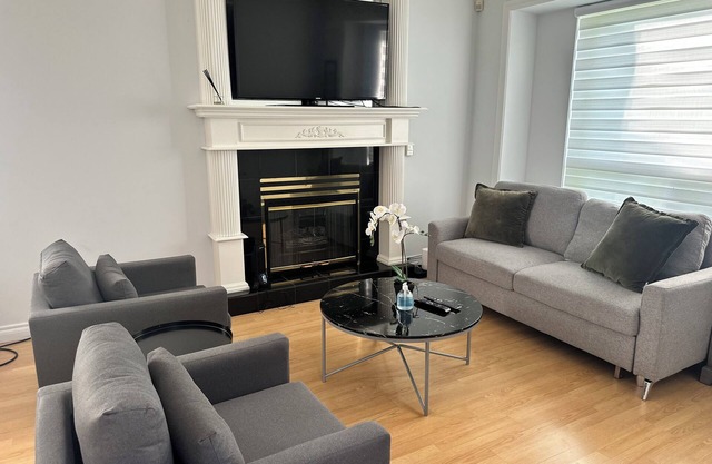 Bright & updated home near Burnaby
