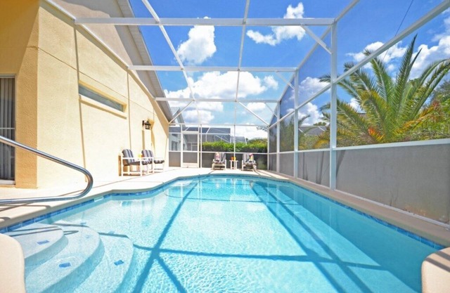 Bright vacation home within the popular Westridge community