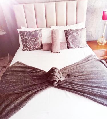 Broadway Whale Guest House