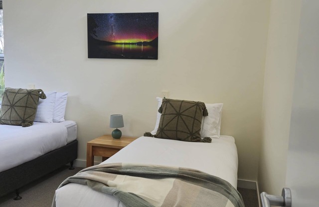 Bruny Bay House - Bruny Bay House: A Luxurious Escape Between Two Bays!