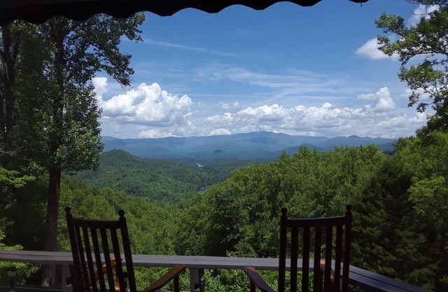 Bryson City Mountain Top Experience with stupendous view