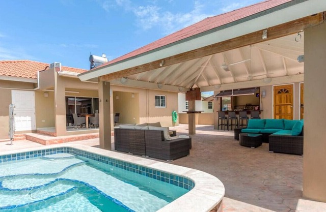 Bubali Breeze 4 BD Private Pool Eagle/Palm Beaches