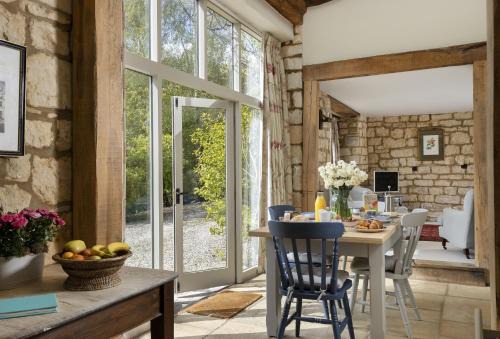 Buckland Wood Barn
