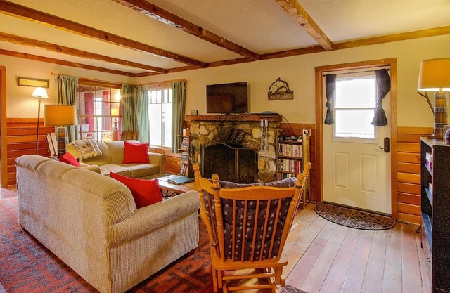 Buckley Cabin
