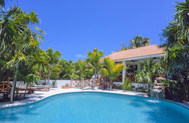 Budget Friendly Beachfront Villa, HUGE Private Property & Near Playa Del Carmenn