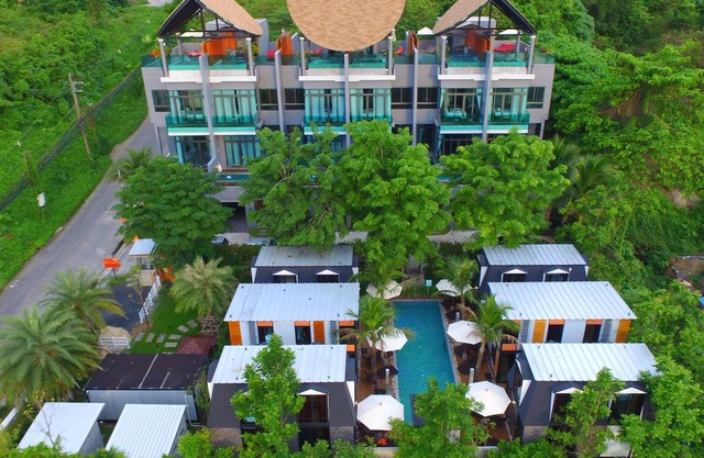 Bukit Pool Villas